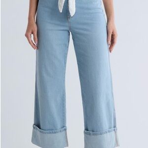 Women's Light Blue Wide-Leg Jeans